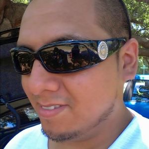 Meet your Posher, Miguel